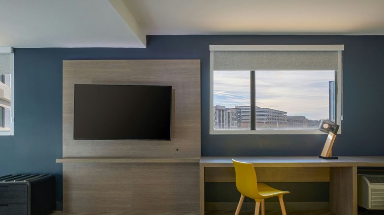 <b>Aloft Scottsdale Suite</b>. Images powered by <a href="https://www.leonardoworldwide.com/" title="Leonardo Worldwide" target="_blank">Leonardo</a>.