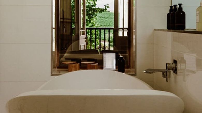 <b>Asara Wine Estate & Hotel Suite</b>. Images powered by <a href="https://www.leonardoworldwide.com/" title="Leonardo Worldwide" target="_blank">Leonardo</a>.