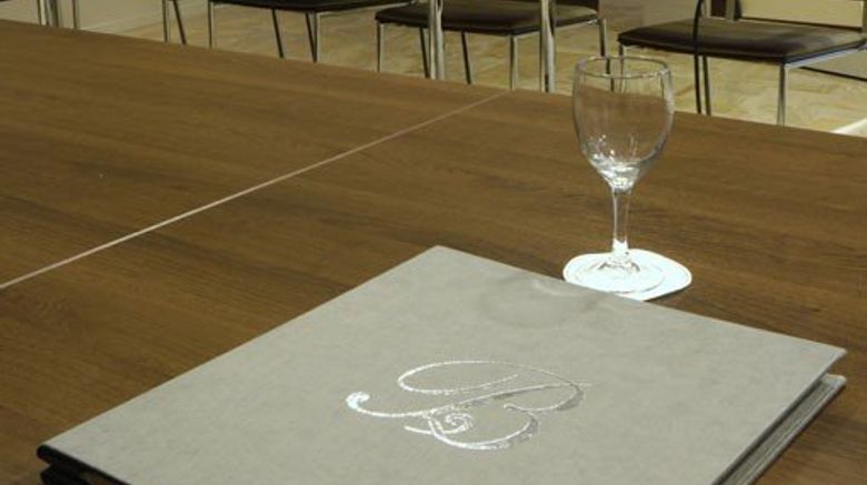<b>Le Brittany Hotel Meeting</b>. Images powered by <a href="https://www.leonardoworldwide.com/" title="Leonardo Worldwide" target="_blank">Leonardo</a>.