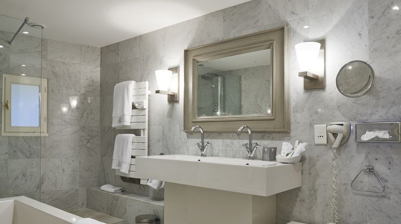<b>Le Brittany Hotel Room</b>. Images powered by <a href="https://www.leonardoworldwide.com/" title="Leonardo Worldwide" target="_blank">Leonardo</a>.