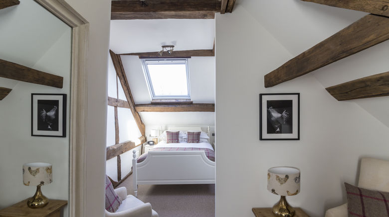 <b>Tudor Farmhouse Hotel Suite</b>. Images powered by <a href="https://www.leonardoworldwide.com/" title="Leonardo Worldwide" target="_blank">Leonardo</a>.