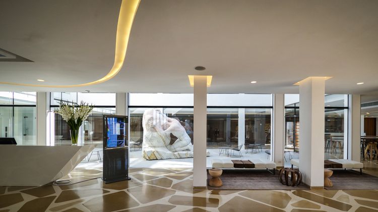 Elma Arts Complex Luxury Hotel Lobby
