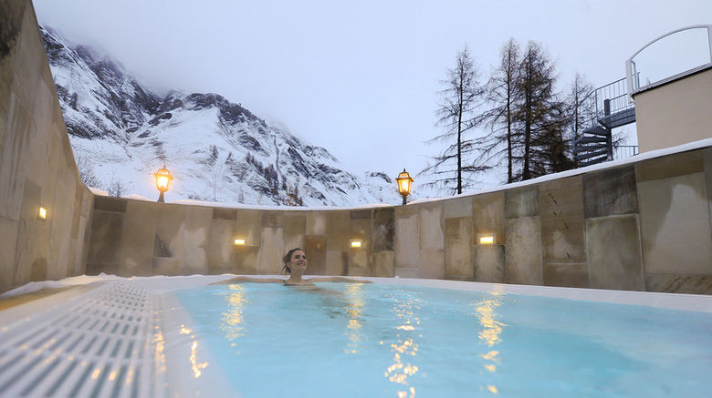 <b>Hotel Silvretta Pool</b>. Images powered by <a href="https://www.leonardoworldwide.com/" title="Leonardo Worldwide" target="_blank">Leonardo</a>.