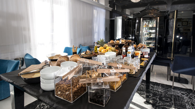 Vertigo Hotel Restaurant