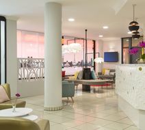 Citadines Bastille Gare de Lyon Paris Lobby