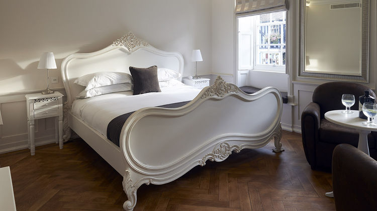 The Bell Inn Room