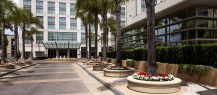 Four Seasons Hotel Silicon Valley Exterior