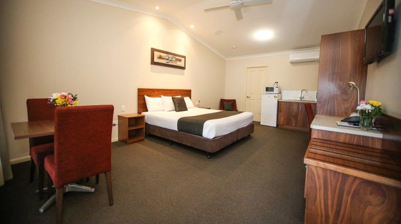 <b>Roma Explorers Inn Room</b>. Images powered by <a href="https://www.leonardoworldwide.com/" title="Leonardo Worldwide" target="_blank">Leonardo</a>.