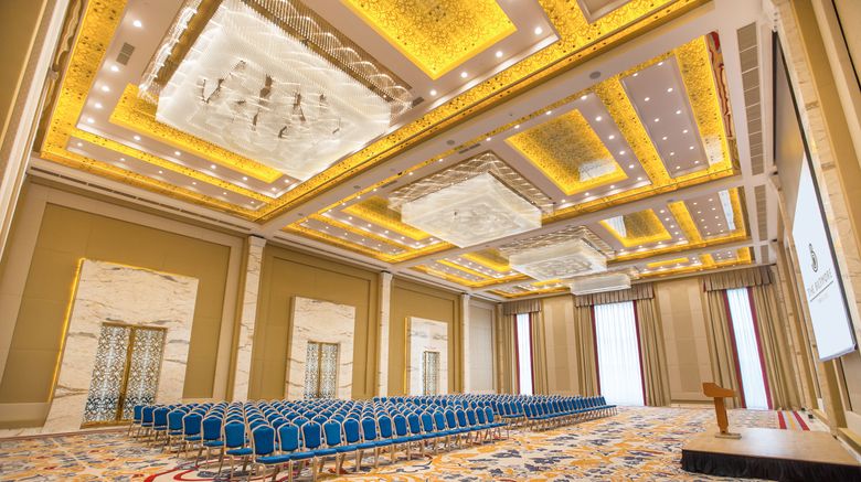 <b>Biltmore Hotel Tbilisi Ballroom</b>. Images powered by <a href="https://www.leonardoworldwide.com/" title="Leonardo Worldwide" target="_blank">Leonardo</a>.