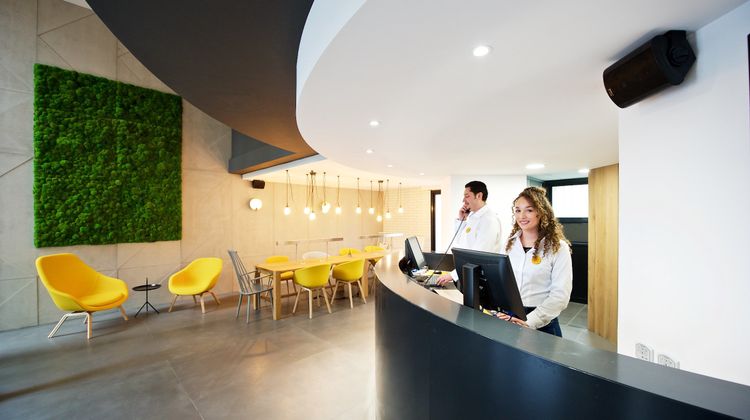 Staycity Marseille Vieux Port Lobby