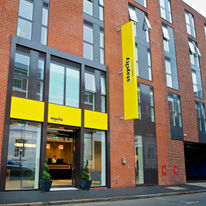 StayCity ApartHotels Newhall Square