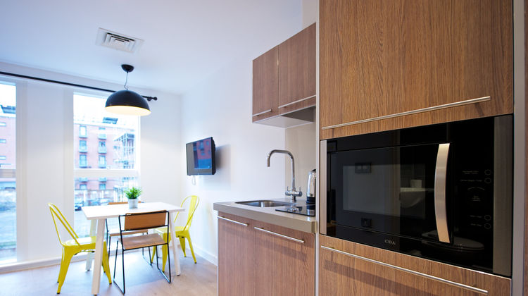 StayCity ApartHotels Newhall Square Room