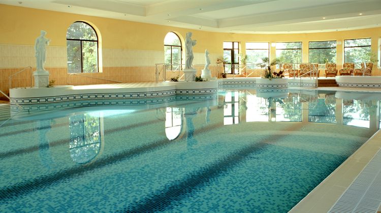 Castlecourt Hotel Pool