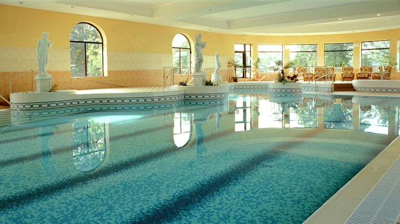 <b>Castlecourt Hotel Pool</b>. Images powered by <a href="https://www.leonardoworldwide.com/" title="Leonardo Worldwide" target="_blank">Leonardo</a>.
