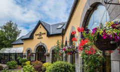 Castlecourt Hotel