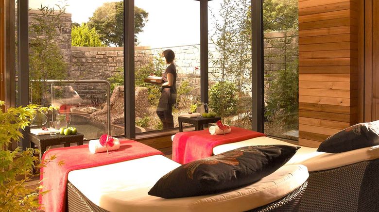<b>Castlecourt Hotel Spa</b>. Images powered by <a href="https://www.leonardoworldwide.com/" title="Leonardo Worldwide" target="_blank">Leonardo</a>.