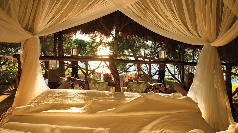 <b>Dolphin Island Private Island Suite</b>. Images powered by <a href="https://www.leonardoworldwide.com/" title="Leonardo Worldwide" target="_blank">Leonardo</a>.