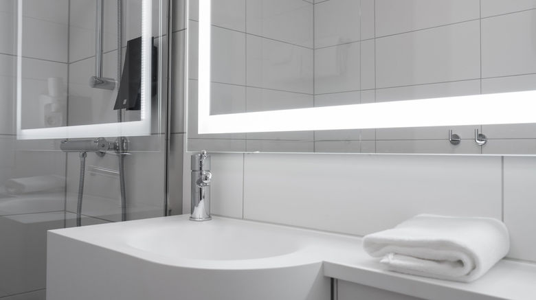 <b>Thon Hotel Gardermoen Room</b>. Images powered by <a href="https://www.leonardoworldwide.com/" title="Leonardo Worldwide" target="_blank">Leonardo</a>.