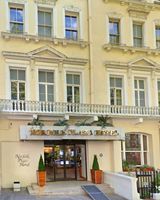 Norfolk Plaza Hotel