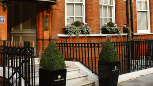 B'Shan Apartments
