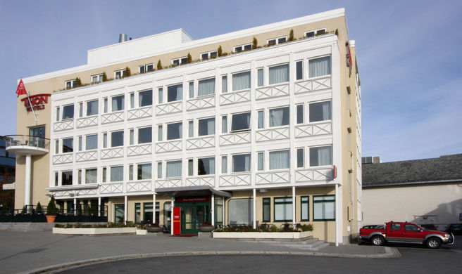 Thon Hotel Moldefjord Exterior