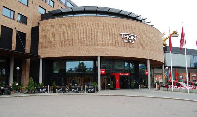 Thon Hotel Ski Exterior