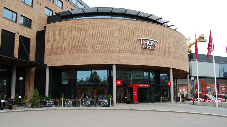 Thon Hotel Ski Exterior