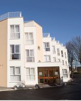 Broc House Suites