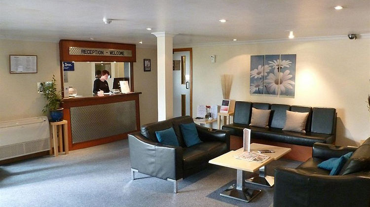 Days Inn Sandy Lobby