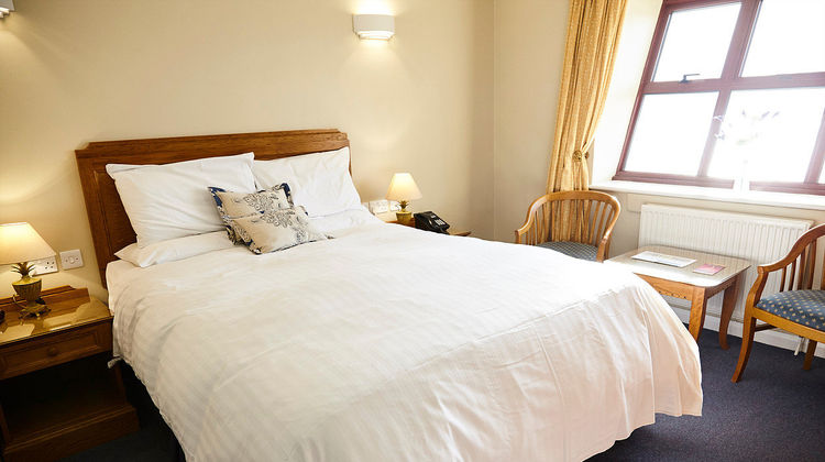 The Humber Bridge Country Hotel Room