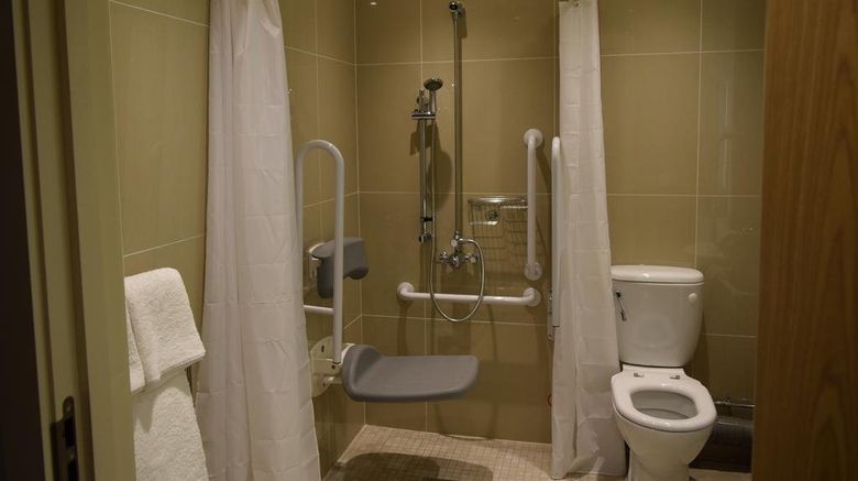 <b>Mannin Hotel Room</b>. Images powered by <a href="https://www.leonardoworldwide.com/" title="Leonardo Worldwide" target="_blank">Leonardo</a>.