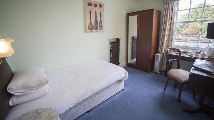 Shillingford Bridge Hotel Room