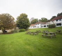 Shillingford Bridge Hotel Exterior
