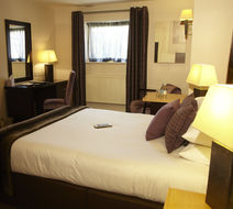 The Kings Arms Hotel Room