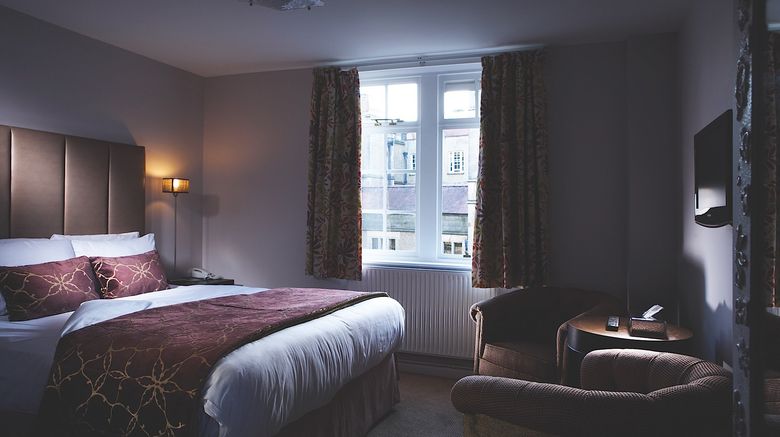 <b>Fanhams Hall Hotel Room</b>. Images powered by <a href="https://www.leonardoworldwide.com/" title="Leonardo Worldwide" target="_blank">Leonardo</a>.