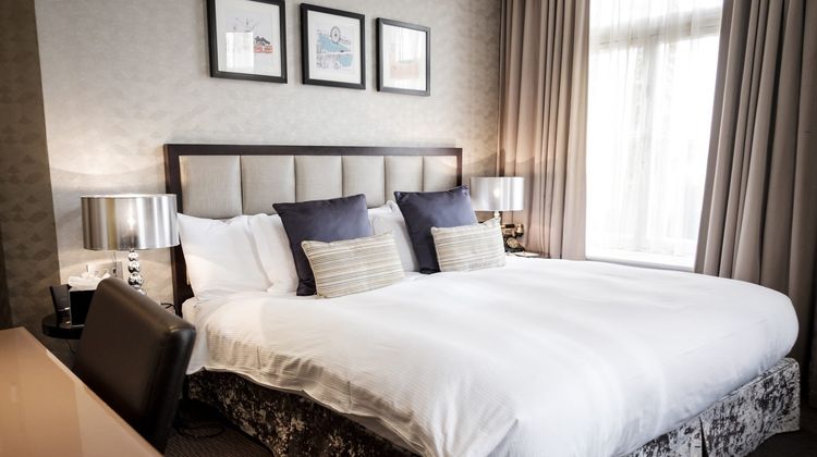 Sanctuary House Hotel Room