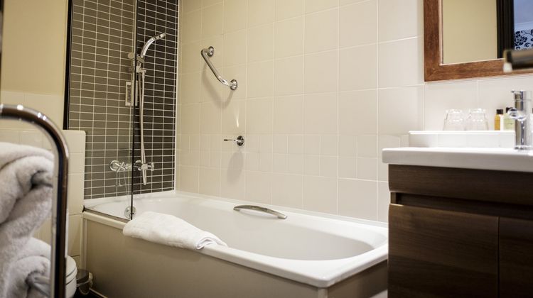 Sanctuary House Hotel Room