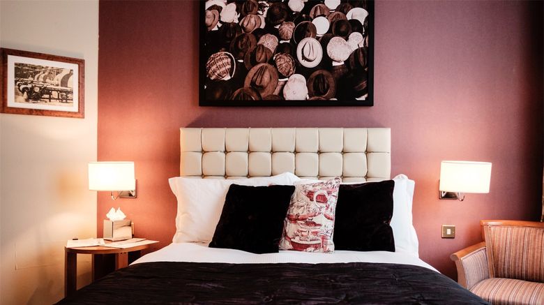 <b>The Mad Hatter Hotel Room</b>. Images powered by <a href="https://www.leonardoworldwide.com/" title="Leonardo Worldwide" target="_blank">Leonardo</a>.