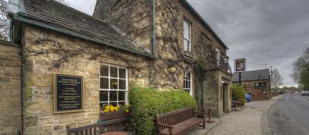 The Rockingham Arms Exterior