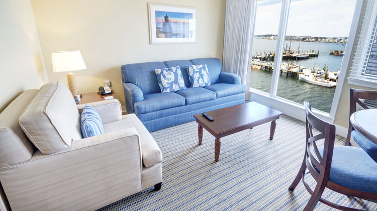 Club Wyndham Long Wharf Suite