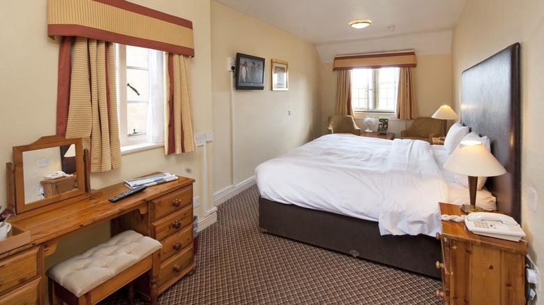 <b>Cromwell Lodge Room</b>. Images powered by <a href="https://www.leonardoworldwide.com/" title="Leonardo Worldwide" target="_blank">Leonardo</a>.