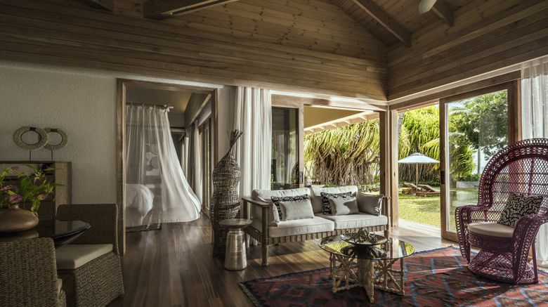 <b>Four Seasons Resort at Desroches Island Suite</b>. Images powered by <a href="https://www.leonardoworldwide.com/" title="Leonardo Worldwide" target="_blank">Leonardo</a>.