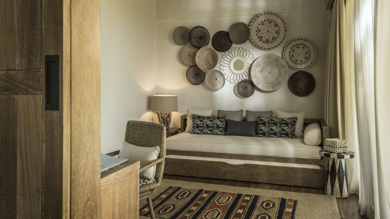<b>Four Seasons Resort at Desroches Island Room</b>. Images powered by <a href="https://www.leonardoworldwide.com/" title="Leonardo Worldwide" target="_blank">Leonardo</a>.