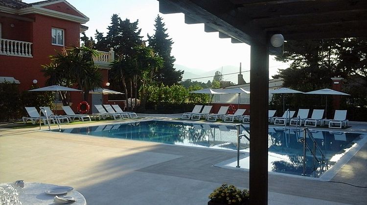 Alboran Hotel Pool
