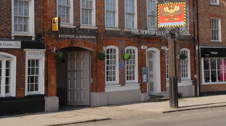Spread Eagle Hotel Exterior