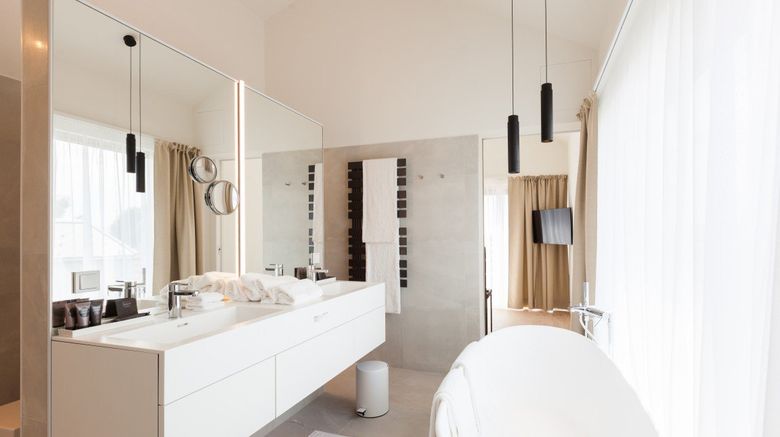 <b>Moerwald Hotel am Wagram Room</b>. Images powered by <a href="https://www.leonardoworldwide.com/" title="Leonardo Worldwide" target="_blank">Leonardo</a>.