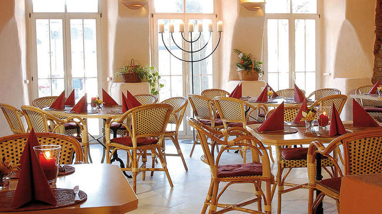 <b>Sachsischer Hof Restaurant</b>. Images powered by <a href="https://www.leonardoworldwide.com/" title="Leonardo Worldwide" target="_blank">Leonardo</a>.