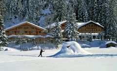 Waldhotel Doldenhorn Hotel