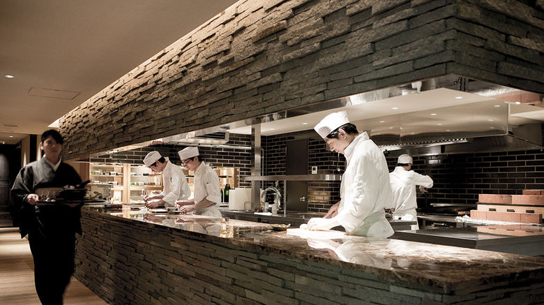 <b>Tobira Onsen, Myojinkan Restaurant</b>. Images powered by <a href="https://www.leonardoworldwide.com/" title="Leonardo Worldwide" target="_blank">Leonardo</a>.