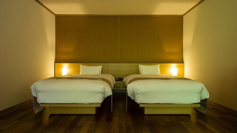<b>Tobira Onsen, Myojinkan Suite</b>. Images powered by <a href="https://www.leonardoworldwide.com/" title="Leonardo Worldwide" target="_blank">Leonardo</a>.